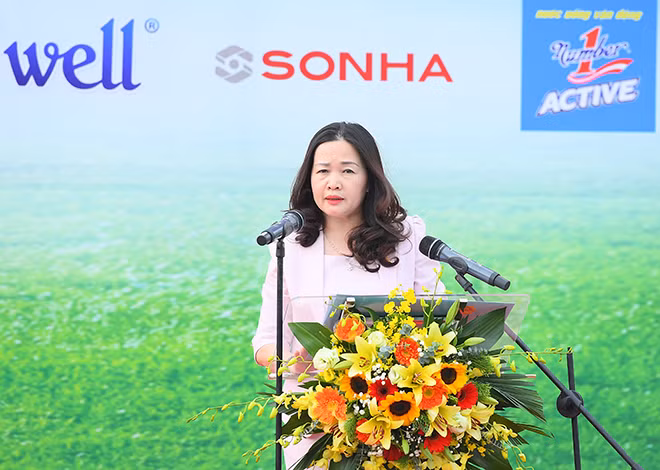 Phó Tổng Biên tập Báo Đại biểu Nhân dân Phạm Thị Thanh Huyền, Trưởng Ban Tổ chức phát biểu khai mạc Giải đấu.