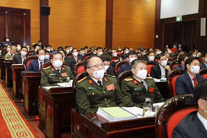 Các đại biểu tham dự hội nghị.