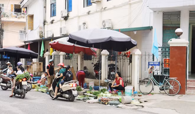 Hãy trả lại vỉa hè cho người đi bộ (ảnh minh họa).