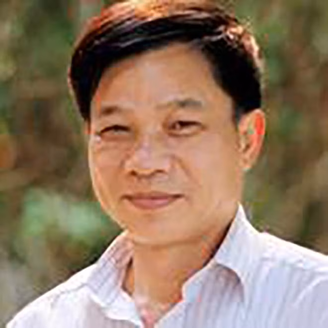 Nhà thơ Lê Va (tholeva@gmail.com).