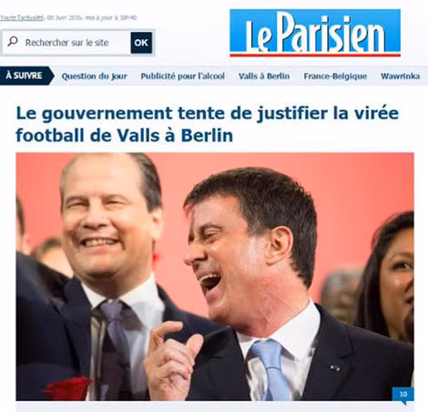 Ảnh chụp trên báo “Người Paris” cho thấy ông Manuel cười mãn nguyện khi chứng kiến đội bóng Barcelona thắng Juventus 3-1 ở trận chung kết Champions league 2015