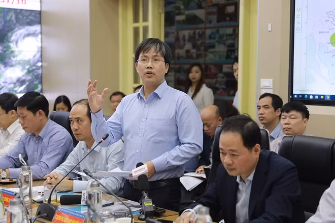 Ông Mai Văn Khiêm, Giám đốc Trung tâm Dự báo Khí tượng Thuỷ văn quốc gia.