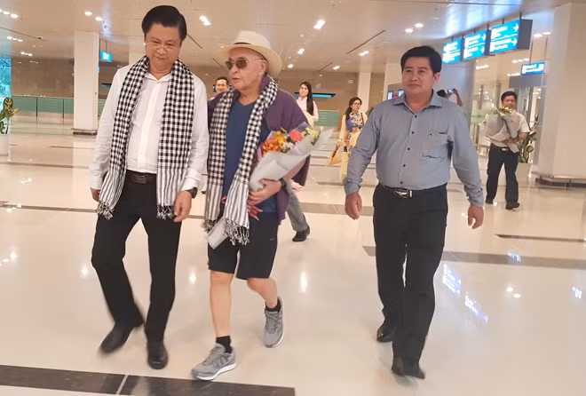 Tỷ phú người Anh Joe Lewis bày tỏ sự vui mừng với lần thứ hai trở lại Cần Thơ.