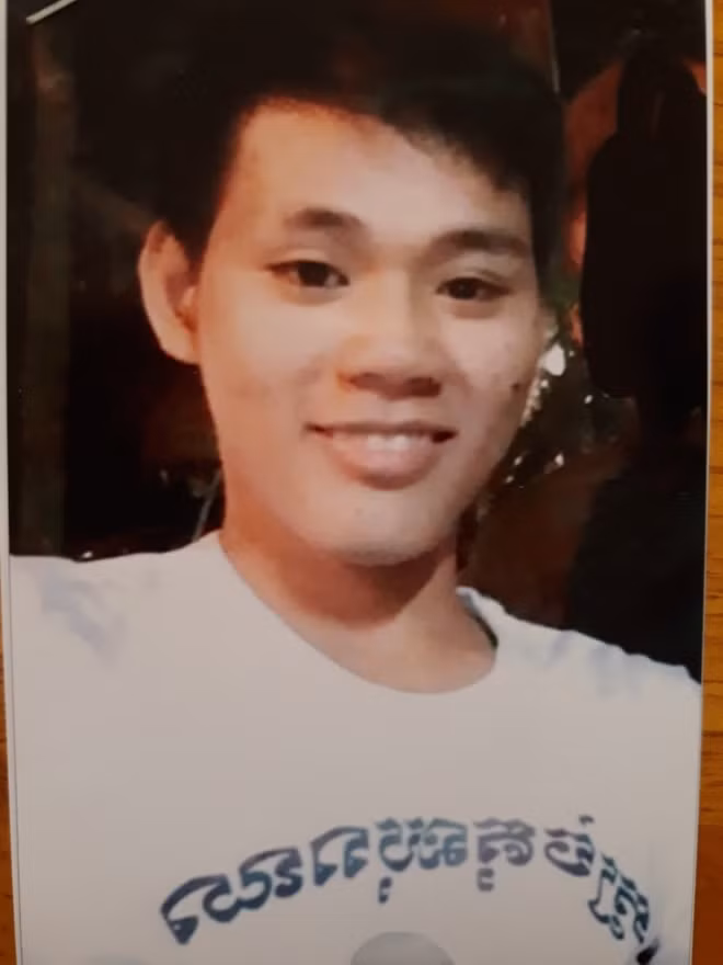 Chân dung Phạm Văn Sơn.