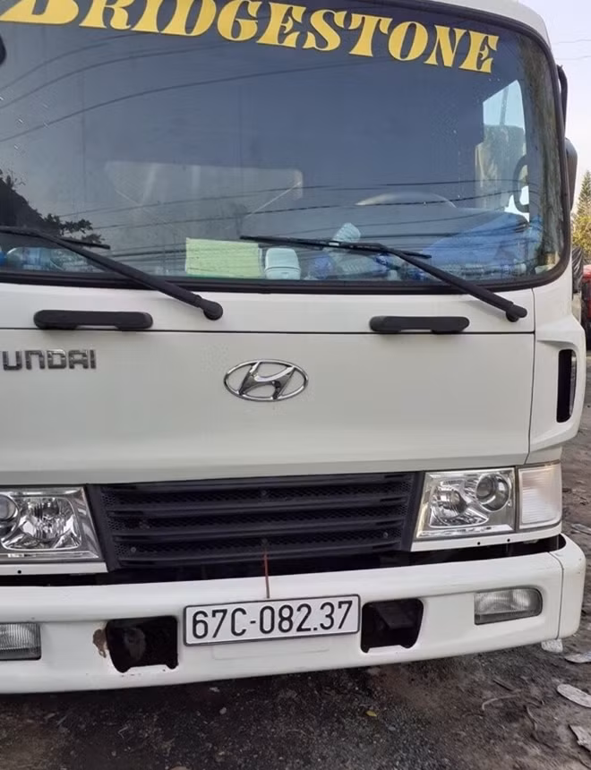 Ôtô trình báo bị mất trộm.
