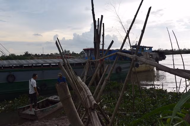 Hiện trường vụ va chạm trên sông.