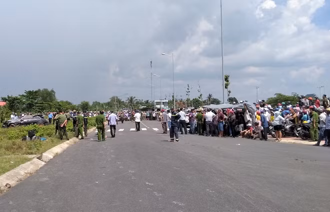 Cơ quan Công an khoanh vùng hiện trường, phục vụ công tác điều tra.