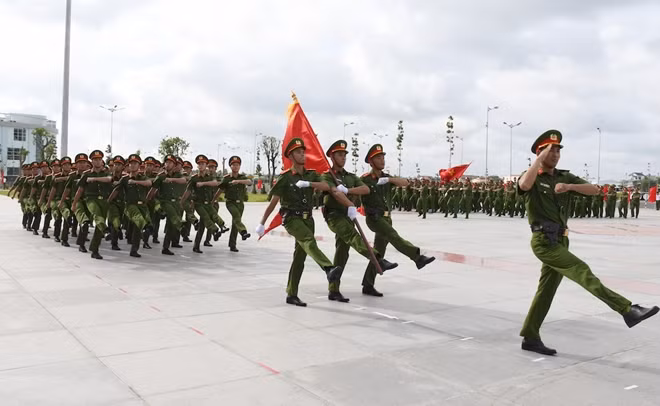 Các đội tuyển tham gia phần thi duyệt đội ngũ.