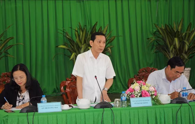 Chủ tịch UBND TP Cần Thơ lưu ý Công an TP việc điều tra cần phải làm nhanh, nhưng hết sức thận trọng.