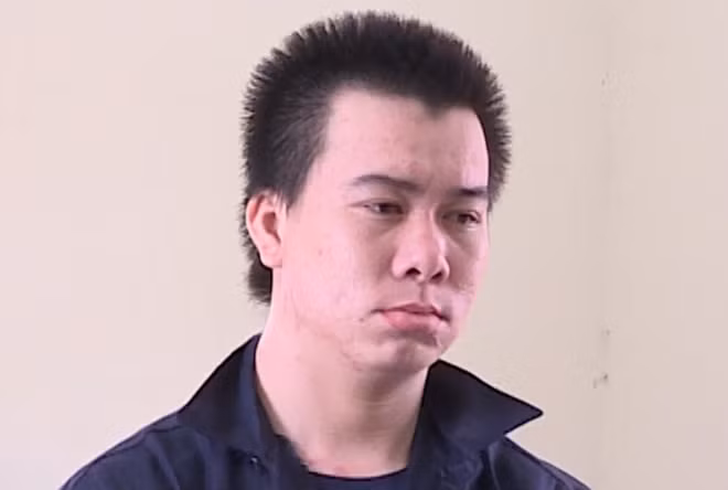 Tâm tại phiên toà.