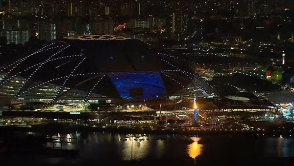 Toàn cảnh khu liên hợp thể thao Sports Hub trước khi ngọn lửa thiêng của đại hội tắt. Ảnh: VNE.