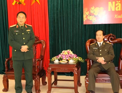 Thứ trưởng Bộ Quốc Phòng, ghi nhận đánh giá cao công tác đảm bảo ANTT của Công an Hà Tĩnh trong thời gian qua