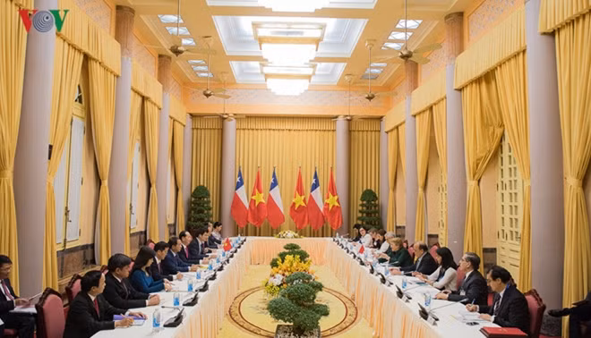 Toàn cảnh buổi hội đàm giữa Chủ tịch nước Trần Đại Quang và Tổng thống Chile Michelle Bachelet. Ảnh: VOV