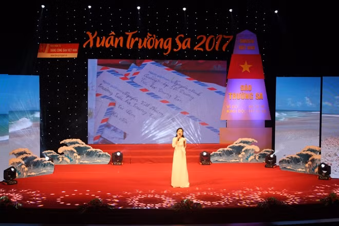 Bâng khuâng Trường Sa được thể hiện bởi ca sĩ Anh Thơ