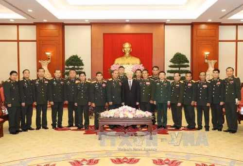 Tổng Bí thư Nguyễn Phú Trọng với các đại biểu. Ảnh: Trí Dũng/TTXVN Tổng Bí thư Nguyễn Phú Trọng với các đại biểu. Ảnh: Trí Dũng/TTXVN