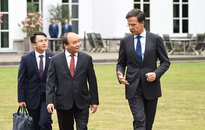 Thủ tướng Nguyễn Xuân Phúc và Thủ tướng Hà Lan Mark Rutte. Ảnh: VGP/Quang Hiếu