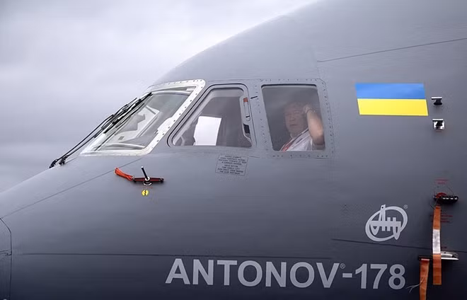 Máy bay Antonov -178. Ảnh: Tass.