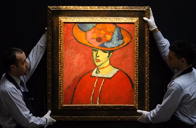 "Shokko với chiếc mũ đỏ" (1910) của Alexejvon Jawlensky được trả giá 18,6 triệu USD năm 2008. Ảnh: AP