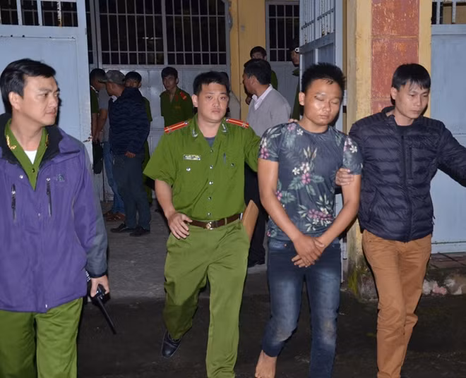 Đối tượng Nghĩa được di lý về Huế sau khi trốn khỏi nơi giam giữ.