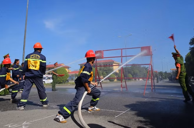 Nỗ lực thi đấu hết mình.