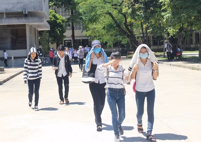 Một số điểm thi tại tỉnh Thừa Thiên- Huế có rất ít TS hoặc không có TS dự thi môn Sử.