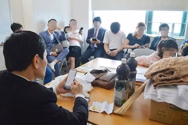Những người liên quan đến vụ việc.