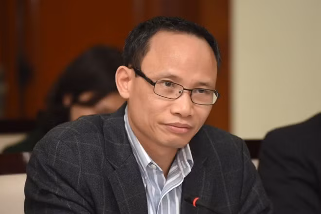 TS Cấn Văn Lực - Thành viên Hội đồng Tư vấn chính sách tài chính - tiền tệ quốc gia.