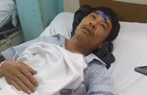 Anh Phạm Văn Trường (trú tại Nam Định) đang kể lại giây phút kinh hoàng của vụ tai nạn. Anh Phạm Văn Trường (trú tại Nam Định) đang kể lại giây phút kinh hoàng của vụ tai nạn.