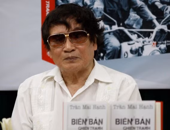 Nhà văn, nhà báo Trần Mai Hạnh.