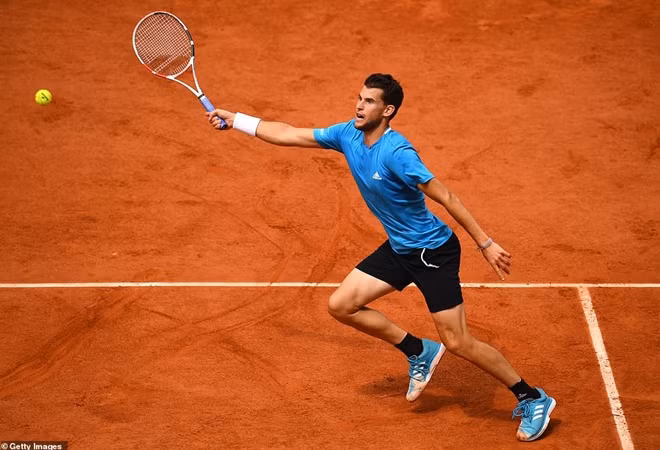 Trước đó chính tay vợt hạng 4 thế giới cũng từng khiến Nadal đo ván tại Barcelona Open 2019.