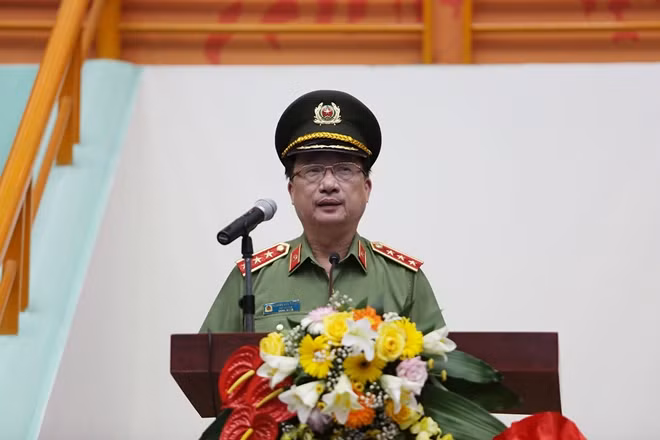 Thứ trưởng Nguyễn Văn Thành phát biểu tại buổi lễ.