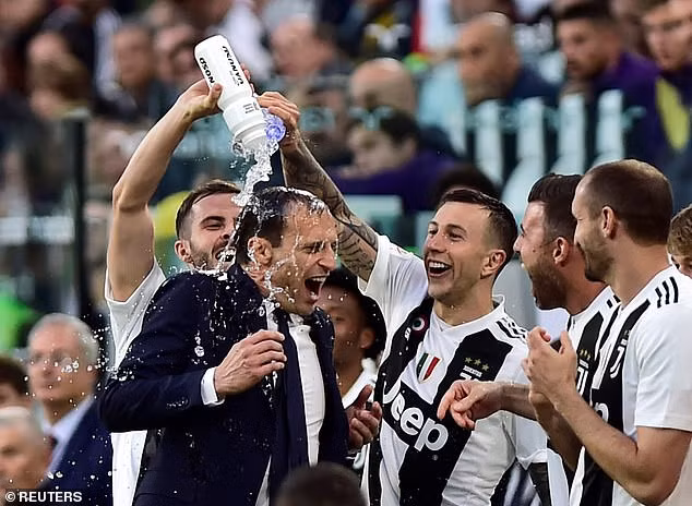 Vẫn chưa cụ thể hóa được giấc mơ Champions Leagu nhưng Juve cho thấy sự thống trị tuyệt đối tại Serie A.