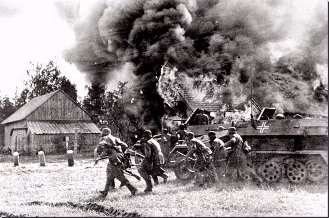 Đến giữa mùa thu năm 1941, quân đội Đức Quốc xã vẫn chứng tỏ được sức mạnh vượt trội.