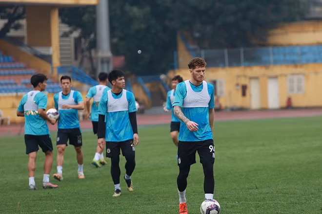 Ngoài ra đội bóng Thủ Đô cũng tích cực đầu tư cho lực lượng ngoại binh với những cái tên vốn đã được khẳng định ở sân chơi V.league như Geovane hay Bruno.