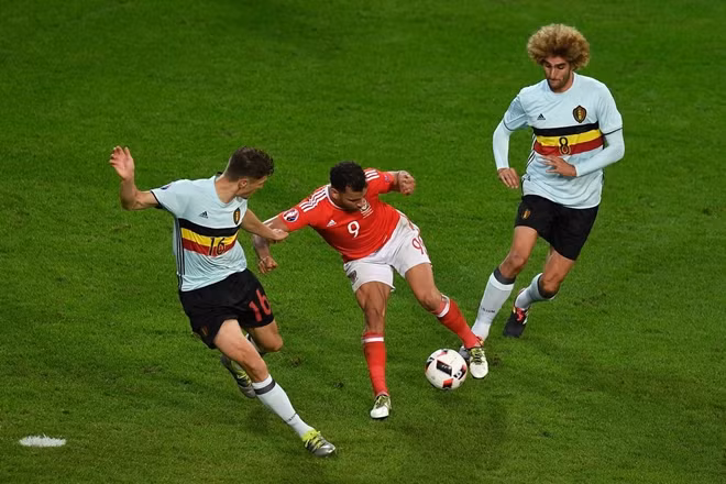 Kỹ thuật “Cruyff Turn” được ứng dụng phổ biến trong bóng đá hiện đại.