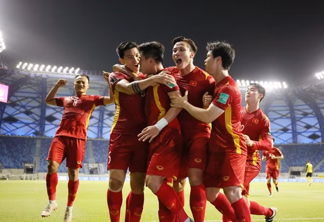 Tuyển Việt Nam đã có thành tích lịch sử khi giành vé vào vòng loại cuối cùng World Cup 2022. Ảnh: VFF.