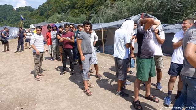 Người tị nạn ở Croatia tố cáo cảnh sát sử dụng bạo lực với họ để buộc họ trở về quê hương. Ảnh: DW Người tị nạn ở Croatia tố cáo cảnh sát sử dụng bạo lực với họ để buộc họ trở về quê hương. Ảnh: DW