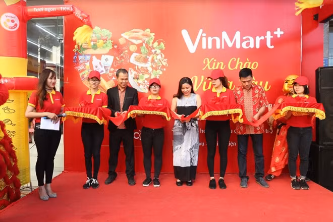 Sự xuất hiện của VinMart+ luôn gây ấn tượng tốt với người dân địa phương.