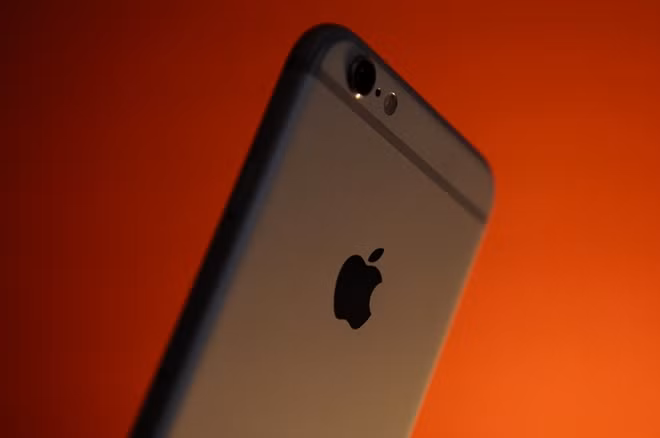 Các thế hệ iPhone từ 7 trở xuống sẽ bị hạn chế hiệu năng theo dung lượng pin còn khả dụng.
