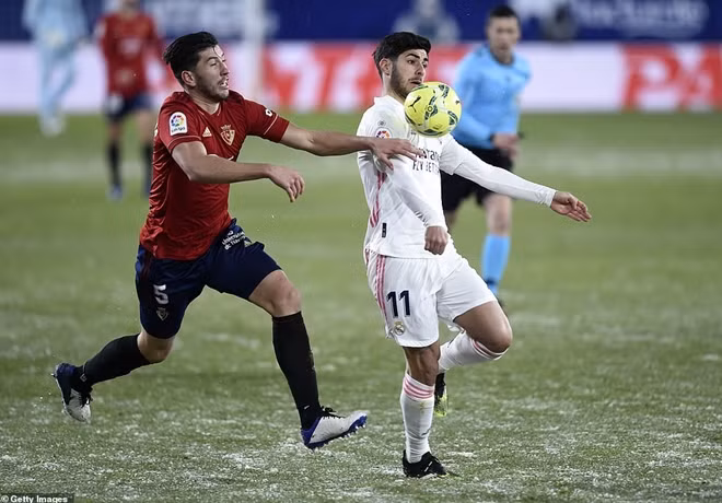 Tuy nhiên Los Blancos không thể xuyên thủng mảnh lưới đội bóng đang đứng áp chót bảng xếp hạng qua đó đành chấp nhận trận hòa 0-0. Trận hòa này khiến Real không thể soán ngôi đầu của Attetico đồng thời còn bị Barca thu hẹp khoảng cách xuống còn 3 điểm.