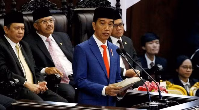 Tổng thống Widodo trong lễ nhậm chức chiều 20-10.