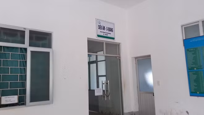 Phòng chụp X - quang, nơi vụ việc xảy ra.