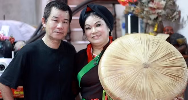 Vợ chồng NSƯT Lệ Ngải.
