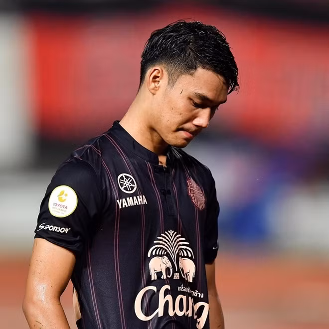 Theo thể thức của Thai League, các đội sẽ phân định thứ hạng dựa trên thành tích đối đầu trực tiếp. Ở trận lượt đi, Buriram bị đối thủ cầm hòa 0-0 trước khi để thua 0-4 ở lượt về. Do đó, chức vô địch Thai League 2019 đã thuộc về Chiangrai.