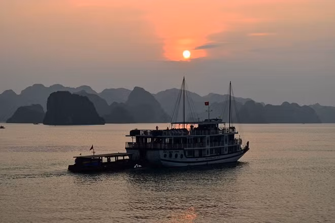Vịnh Hạ Long.