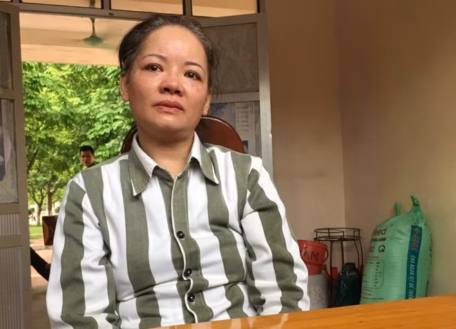 Phạm nhân Đỗ Thị Liên rơm rớm nước mắt khi nhắc đến hai người mẹ.