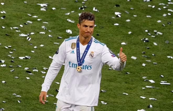 Theo báo chí Tây Ban Nha, Juve sẵn sàng chi 88 triệu bảng cho Real để CR7 tới Italia.