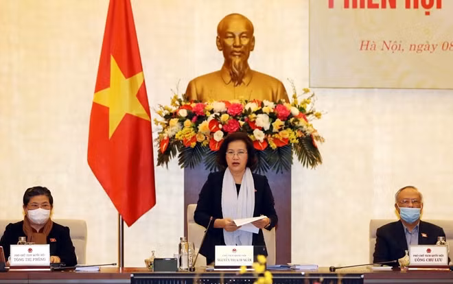 Chủ tịch Quốc hội Nguyễn Thị Kim Ngân chủ trì và phát biểu khai mạc phiên họp. Ảnh: TTXVN.