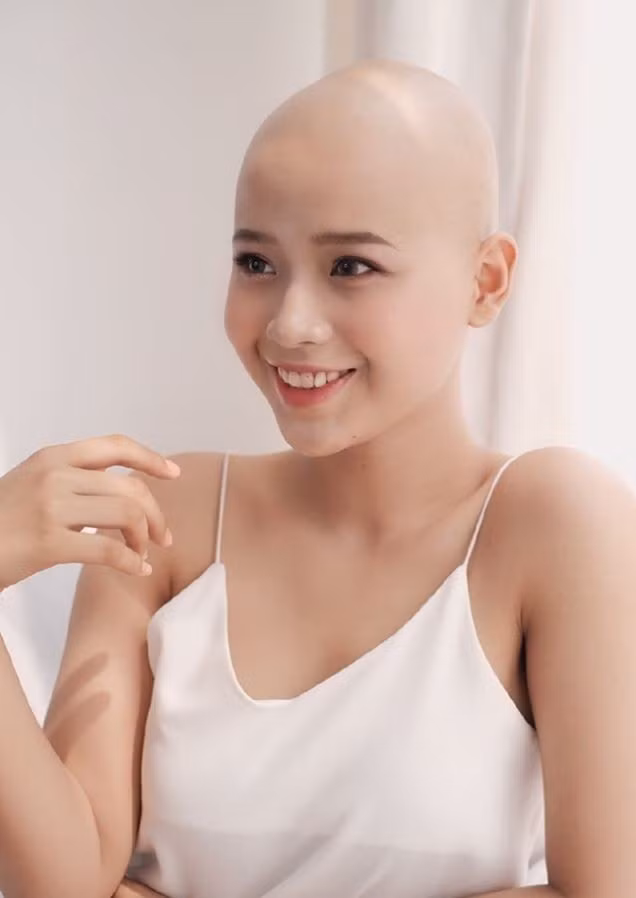 Thủy Tiên chỉ cho phép mình buồn chứ không cho phép mình gục ngã.