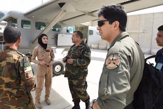 Tình trạng lạm dụng tình dục tràn lan trong quân đội Anh. Tình trạng lạm dụng tình dục tràn lan trong quân đội Anh.
